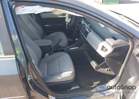 2015 Toyota Corolla Le/Le Plus/Le Premium z USA, uszkodzony, nr VIN 5YFBURHE4FP245139